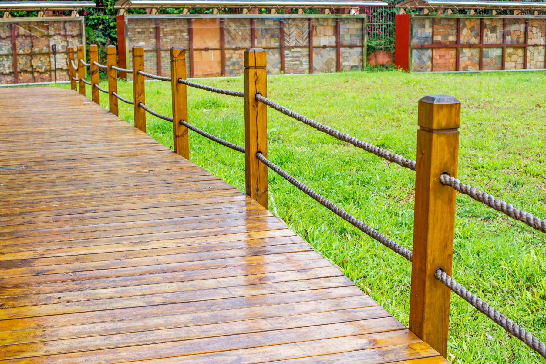 Custom Deck and Fencing Installation South Atlanta